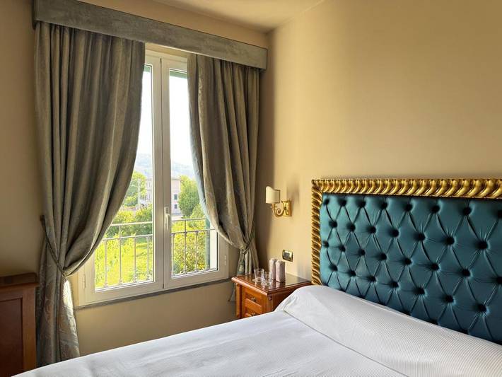 Hotel für 2 Personen, mit Sauna und Whirlpool sowie Garten in Sarzana