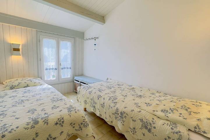 House in residence close to beaches and shops in La Couarde-sur-Mer, Ile de Re