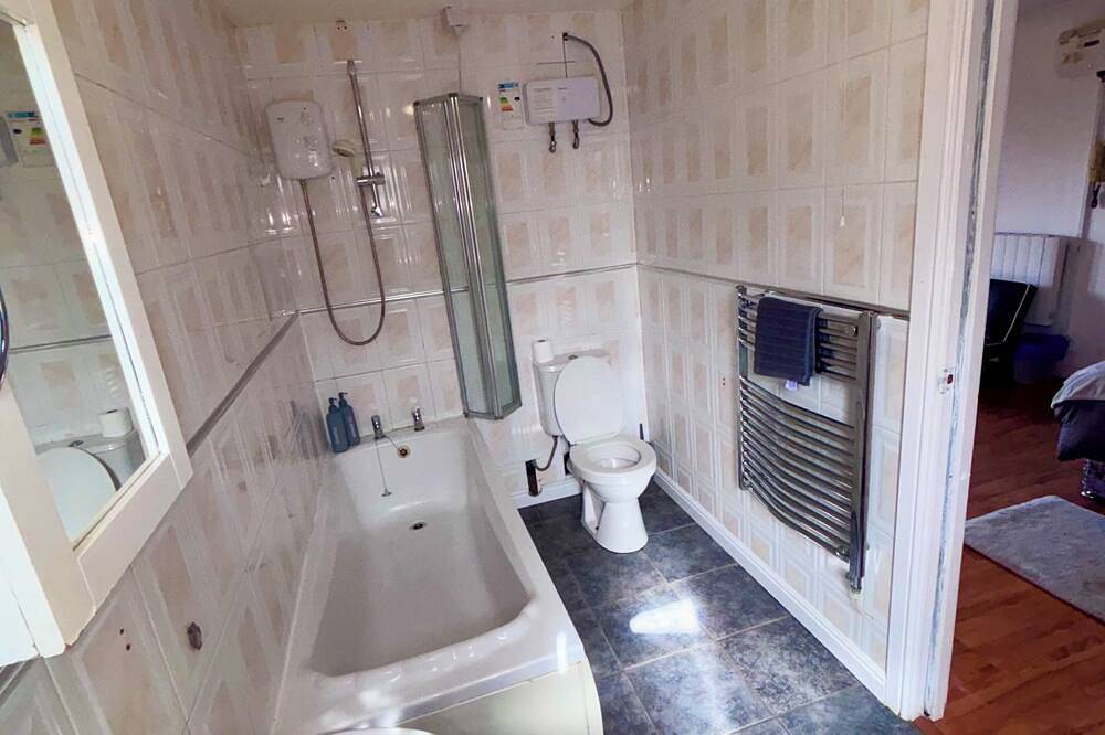 Entire apartment, Lake View Luxury Apartments in Nottingham, East Midlands