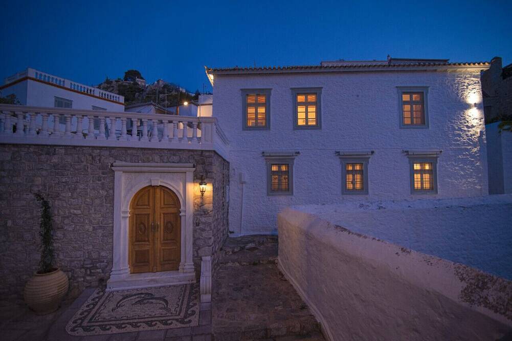 Mansion \" Antoinette\" in Hydra