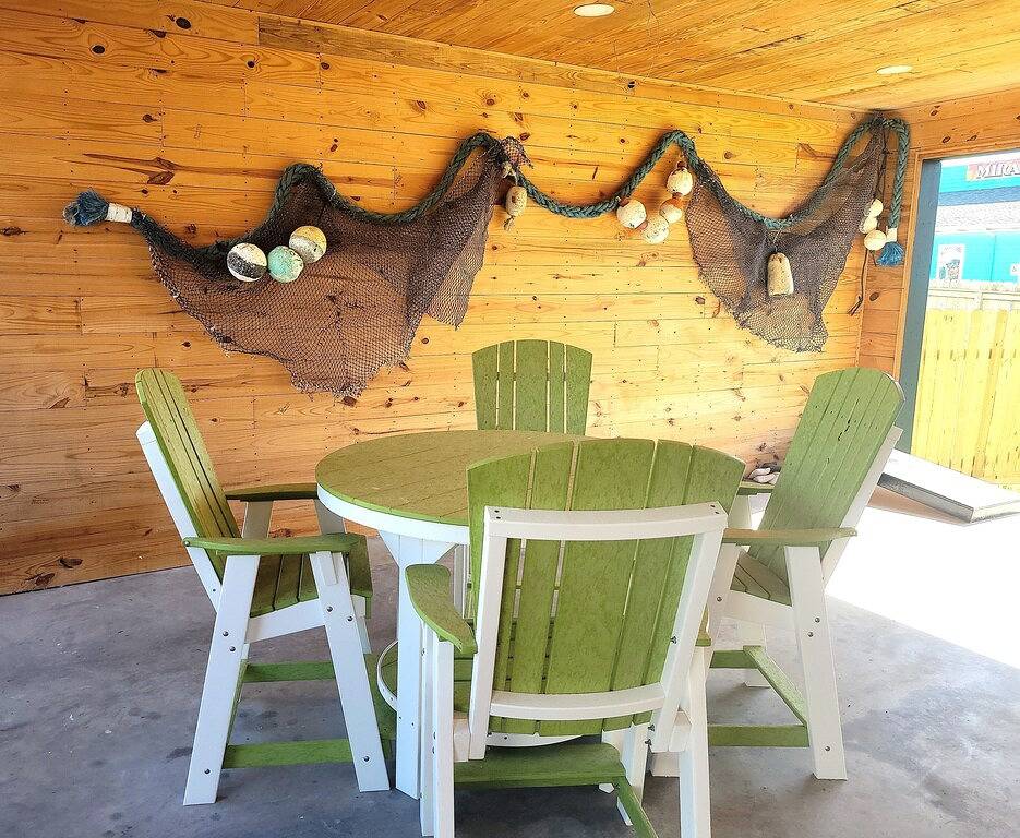 Ganze Wohnung, Affordable Efficiency (717E)--In-Town, Easy Beach Access, and Pet-Friendly! in Port Aransas, Mustang Island