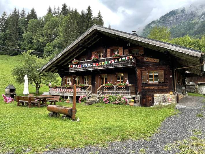 Gîte pour 7 personnes, avec terrasse à Champéry - 2
