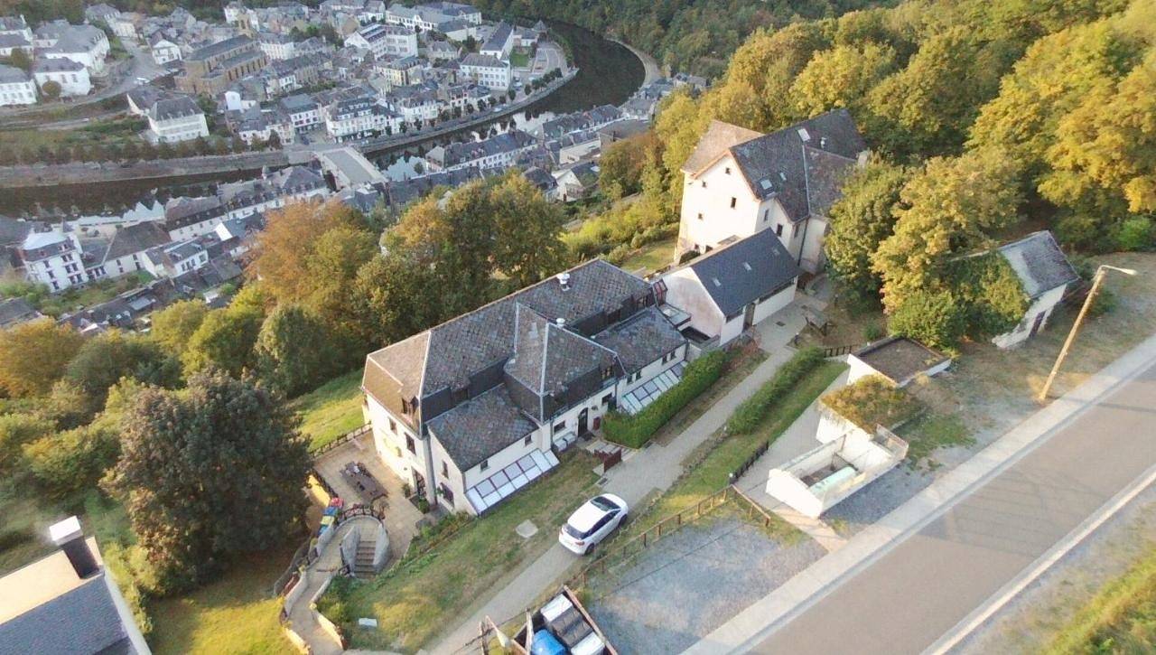 Auberge pour 1 personne avec jardin in Bouillon, Région de Neufchâteau
