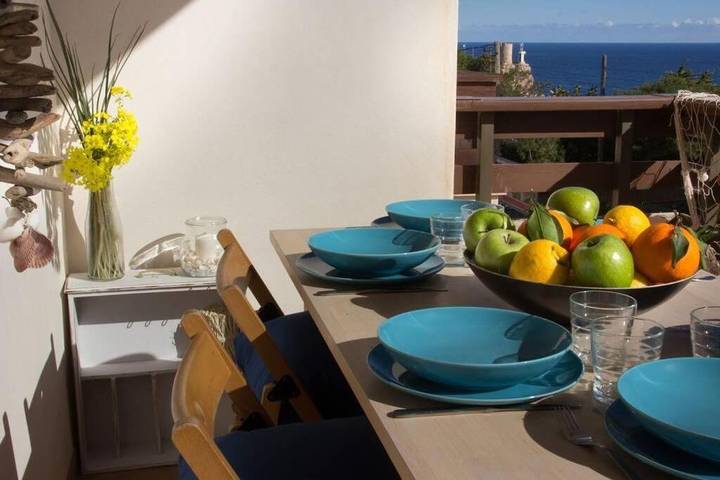 Ferienwohnung mit Meerblick für 6 Personen, mit Balkon und Terrasse sowie Ausblick