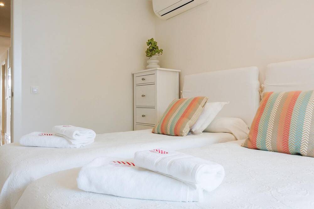 Ganze Wohnung, Apartamento Dos Playas in l'Oratori, Calvià