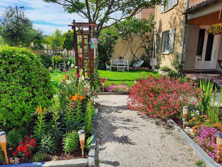 Gîte pour 3 personnes, avec vue et jardin à Morières-lès-Avignon - 3