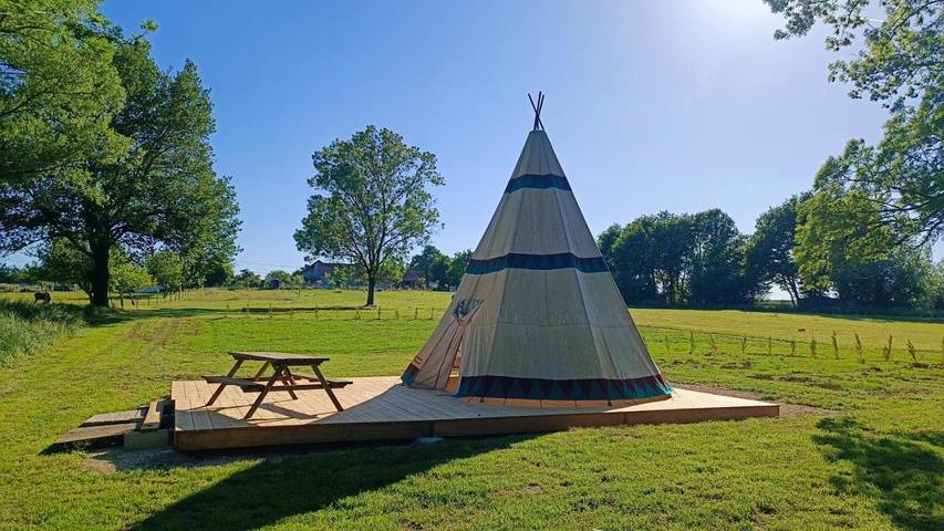 Camping pour 4 personnes, avec Vue