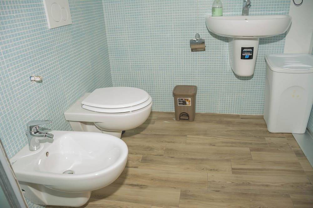 Entire apartment, Studio apartment with side balcony with sea view in Adriatic Coast Abruzzo