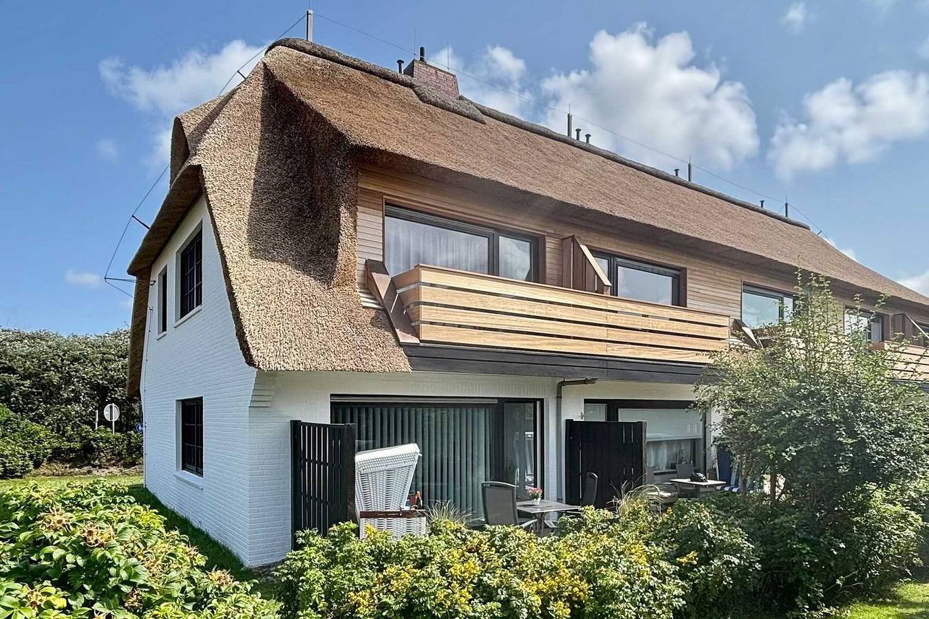 Ganze Wohnung, 2-Zimmer Ferienwohnung am Dorfteich mit ca. 50 m², für bis zu 3 Personen. in Wenningstedt, Sylt