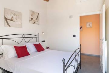 Villa pour 8 Personnes dans Torrazza, Imperia, Photo 3