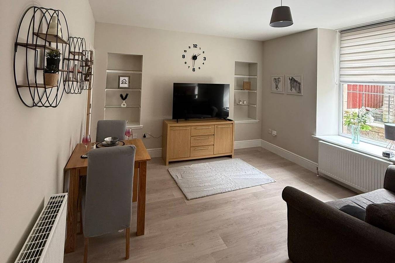 Entire holiday apartment, 1 Bed Flat - Sleeps 2 - Parking - Wifi in Nairn, Highlands