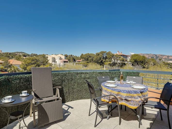 Location de vacances pour 4 personnes, avec Terrasse dans Le Dramont