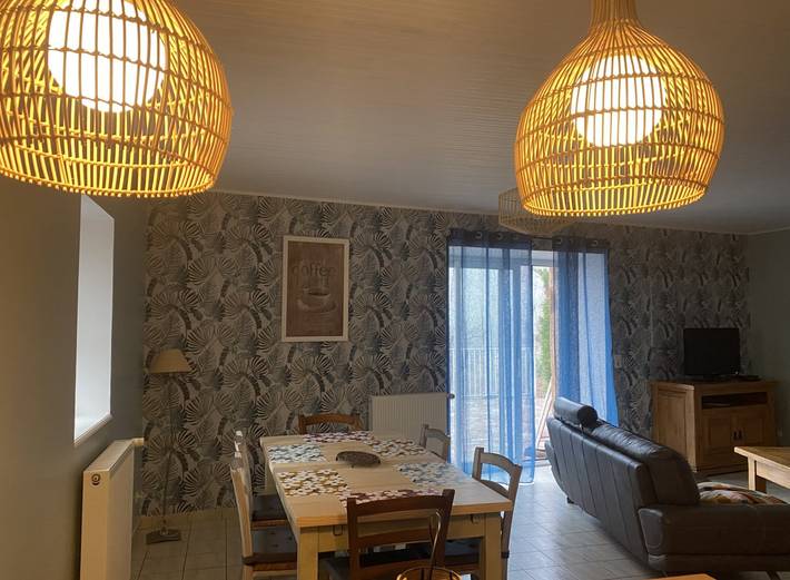 Gîte pour 6 personnes, avec terrasse ainsi que piscine et jardin, animaux acceptés dans l' Aveyron - 3