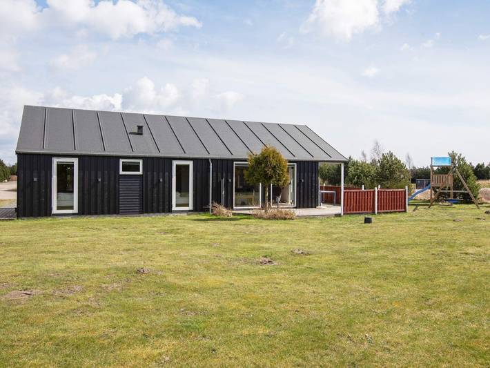 Feriehus for 6 personer, med terrasse, dyr tillatt i Marielyst