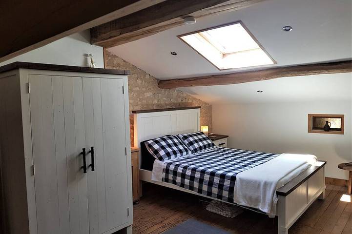Location de vacances pour 6 personnes, avec Jardin et Piscine à Saint-Palais-de-Phiolin - 4