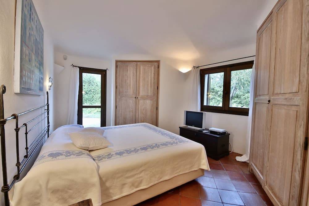 Villa Abbaiola by Klabhouse- Porto Cervo Marina 500 mt in Porto Cervo, Arzachena