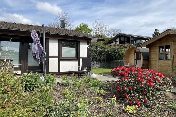 Ferienhaus für 5 Personen, mit Terrasse und Garten sowie Sauna in Meschede