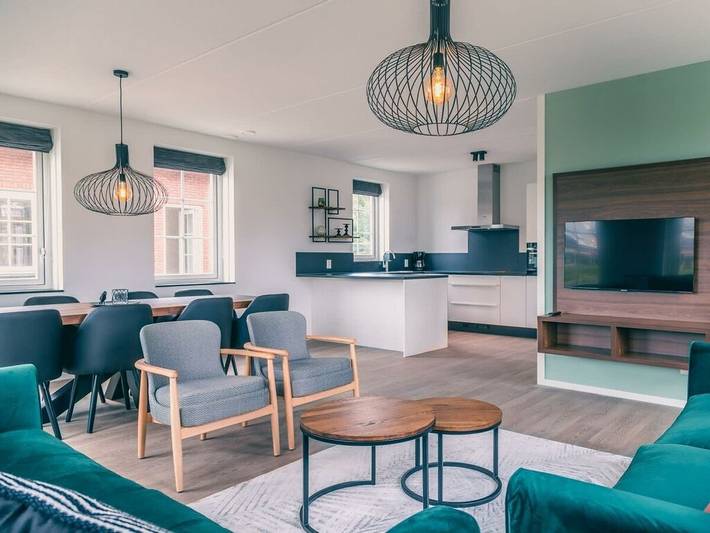 Ferienhaus für 8 Personen, mit Balkon/Terrasse und Terrasse sowie Garten und Sauna in Medemblik - 3