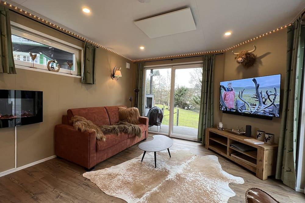 Gemütliches 4 * Ferienhaus mit Whirlpool, Fitness, Infrarotsauna, ebike, Alpakas in Braunfels, Lahn-Dill-Kreis