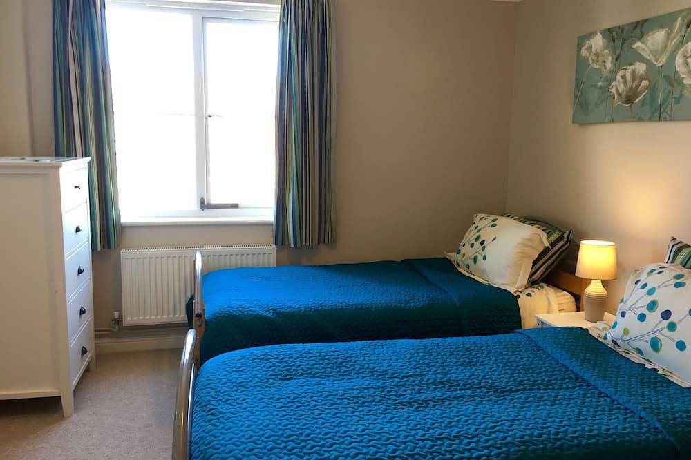 Geheel appartement, Mooi appartement aan het strand met een prachtig uitzicht op zee, een balkon en een Gratis Parkeren in Eastbourne, East Sussex