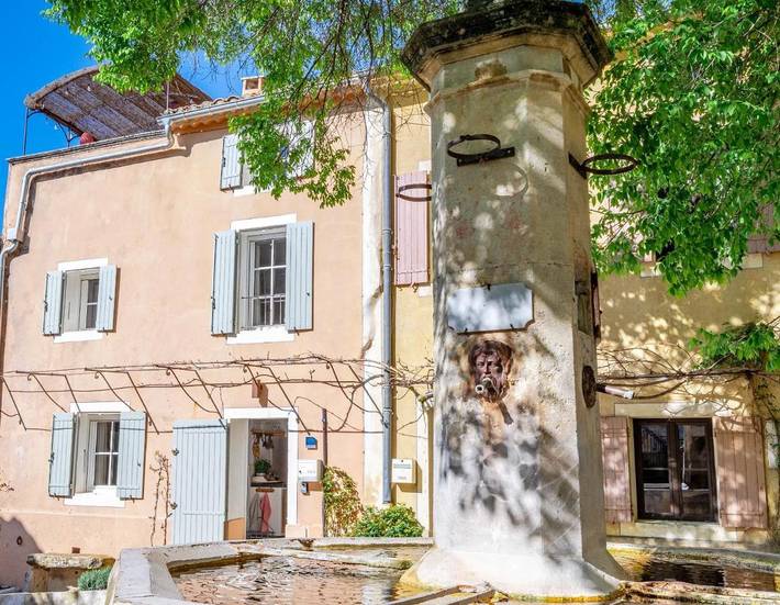 Location de vacances pour 4 personnes à Flassan