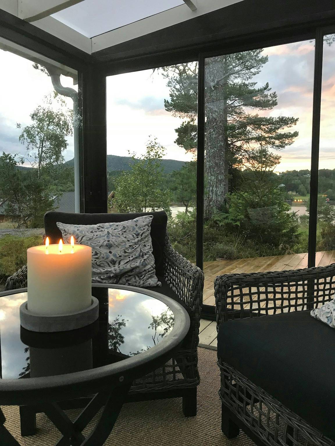 Hütte mit Blick auf den Straumsundet in Øydegard, Tingvoll