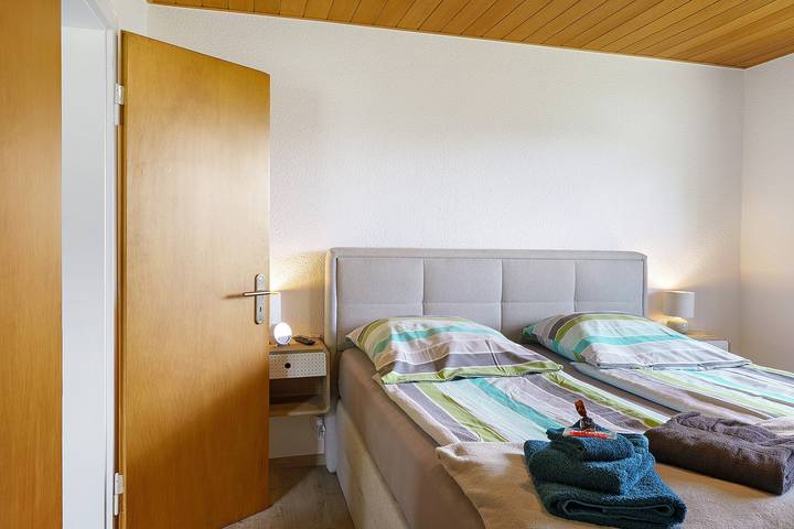 Ganze Wohnung, Apartment 'Haupt Lärche' mit privater Terrasse, Garten und Wlan in Sprakensehl, Landkreis Gifhorn
