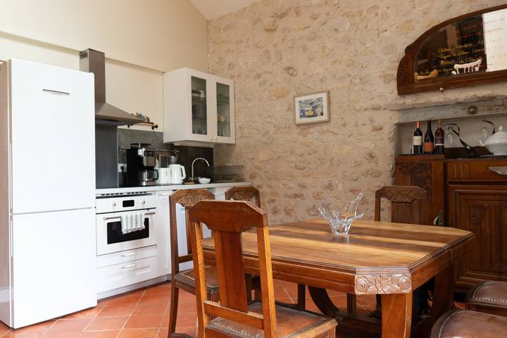 La Grange d'Oustaud with Pool, Countryside Views, and Authentic Charm in Vérac, Libourne region
