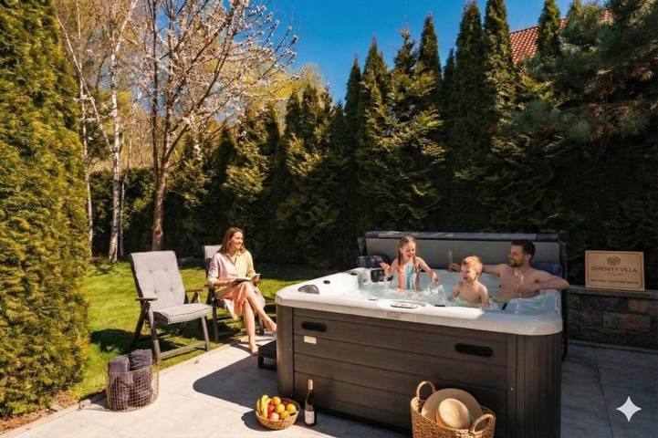 Villa für 11 Personen, mit Ausblick und Garten - 1