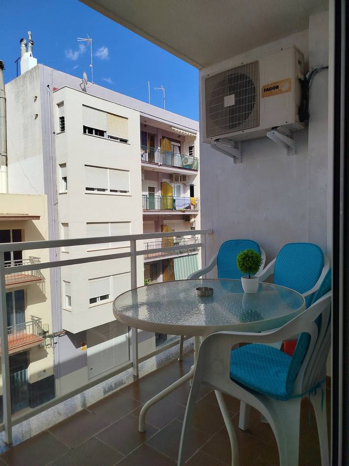 Apartamento de vacaciones para 4 personas, con balcón - 1