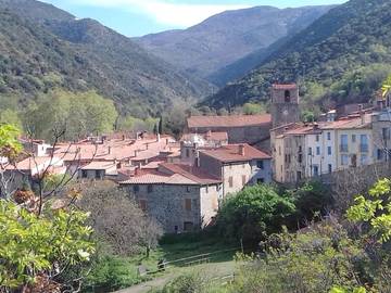 Location de vacances pour 7 personnes, avec terrasse et vue à Rigarda