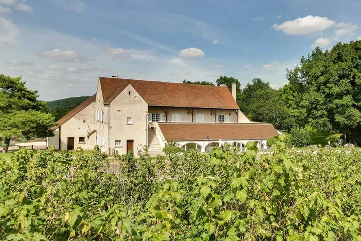 Maison d’hôte pour 6 personnes, avec terrasse et jardin, animaux acceptés à Marey-lès-Fussey
