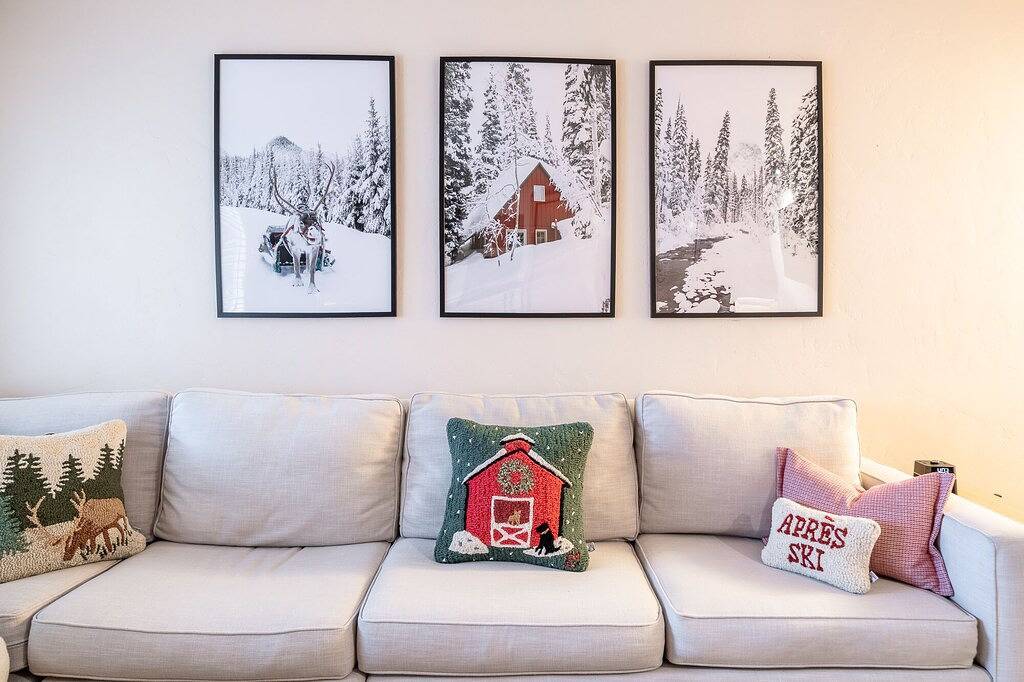 Ganze Wohnung, Snow Cabin Condo steps away from Vail Village and Gondola, Hot tubs + Sauna access in Vail Ski Resort, Vail