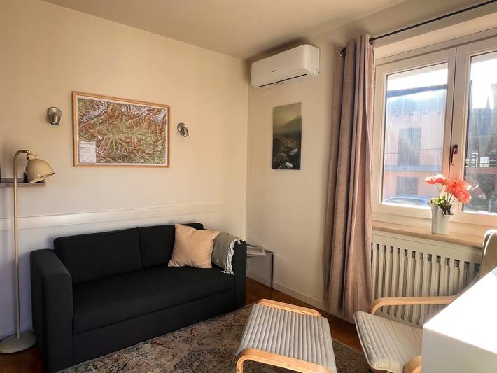 Holiday Home 'The Snowdrop Apartment' with Mountain View, Wi-Fi and Air Conditioning in Neyran, Brissogne