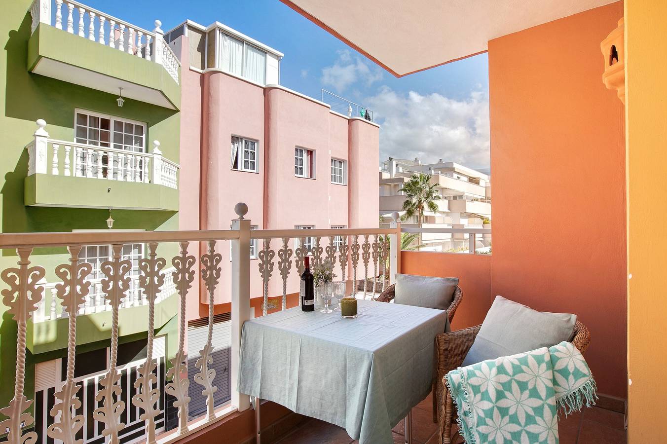 Ganze Wohnung, Ferienwohnung "Casa Playa" in Meeresnähe mit Balkon und Wlan in Playa de San Juan, Guía de Isora