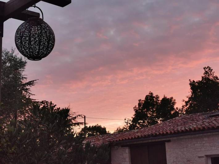 Location de vacances pour 2 personnes, avec piscine et terrasse à Villeneuve-sur-Vère