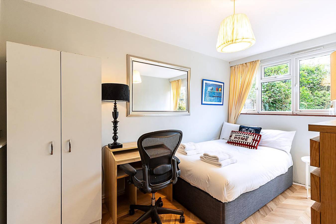 London Home with Garden Near Richmond Park in Wandsworth, London