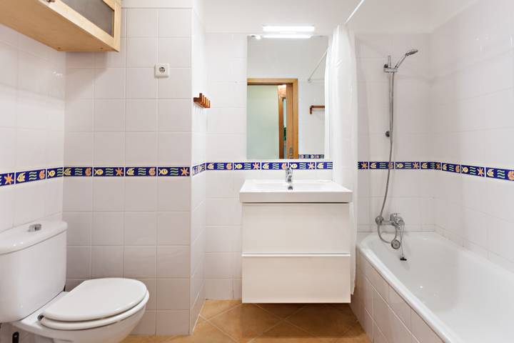 Ferienwohnung für 6 Personen, mit Balkon und Terrasse in Faro - 4