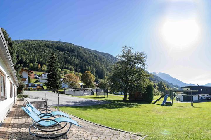 Ferienwohnung für 3 Personen, mit Ausblick und Sauna sowie Garten, kinderfreundlich in Arzl im Pitztal - 3