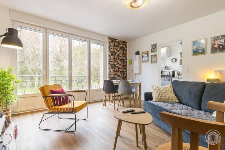 Gîte pour 4 personnes, avec Terrasse et Jardin