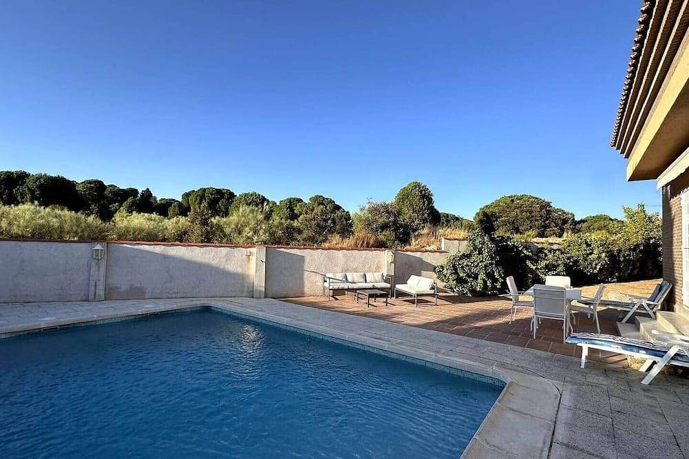 280 m² villa with private pool by the San Juan reservoir in San Martín de Valdeiglesias, Communaute de Madrid