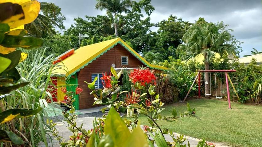 Chalet für 5 Personen, mit Garten und Sauna sowie Ausblick, kinderfreundlich - 1