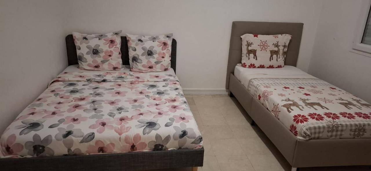 Appartement entier, One-Bedroom Apartment in Palaiseau, Essonne