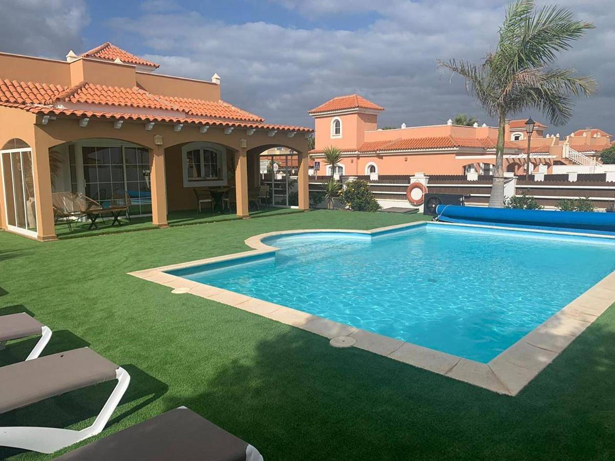Three-Bedroom Villa in Caleta de Fuste, Antigua