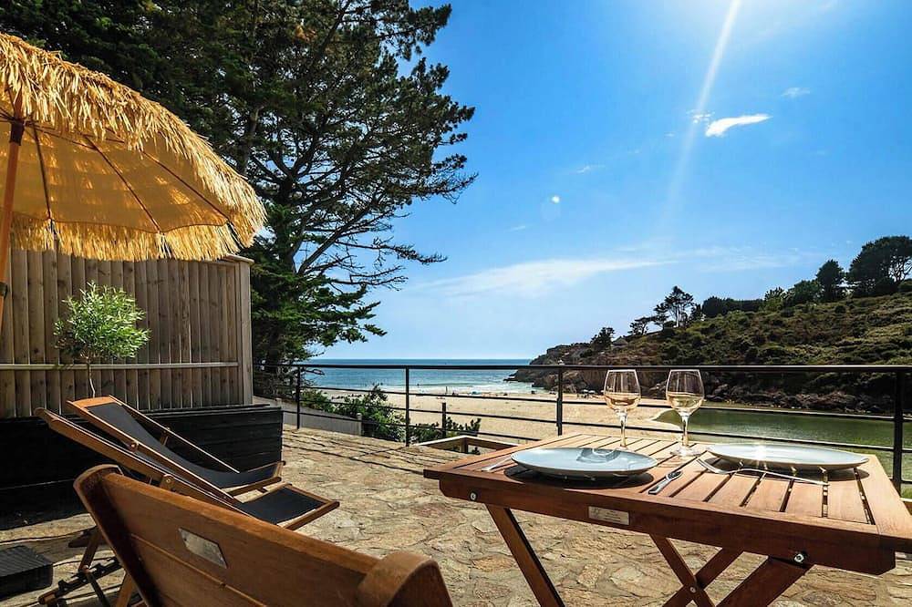 Appartement entier, \"Crustace\" Studio 2 pers face à la mer La Villa De La Plage De Rospico Nevez in Névez, Région de Quimper