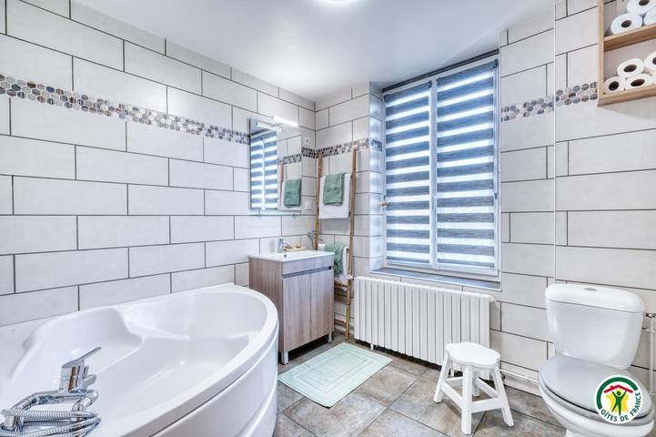 Gîte pour 4 personnes, avec jardin et terrasse à Les Loges - 4