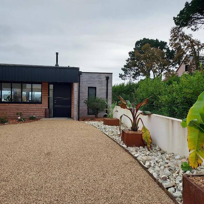 Location de vacances pour 2 personnes, avec vue ainsi que jardin et terrasse à Carantec - 3