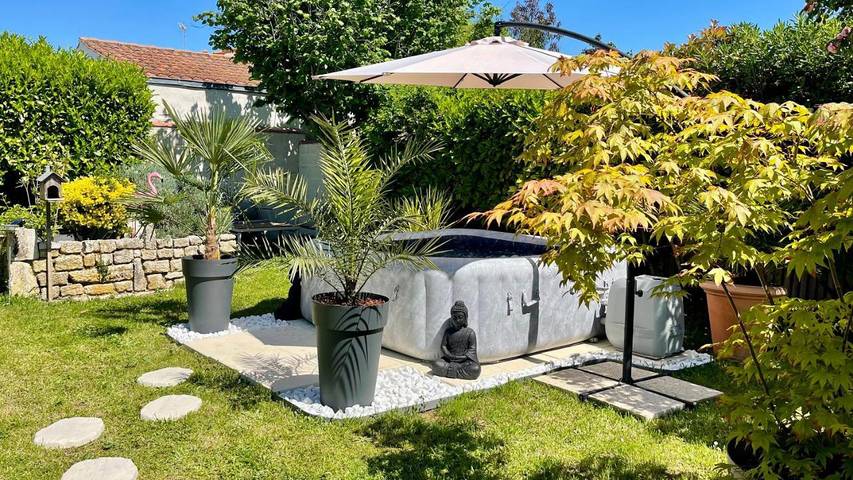Chambre d’hôte pour 2 personnes, avec jacuzzi ainsi que terrasse et jardin en Charente-Maritime - 2
