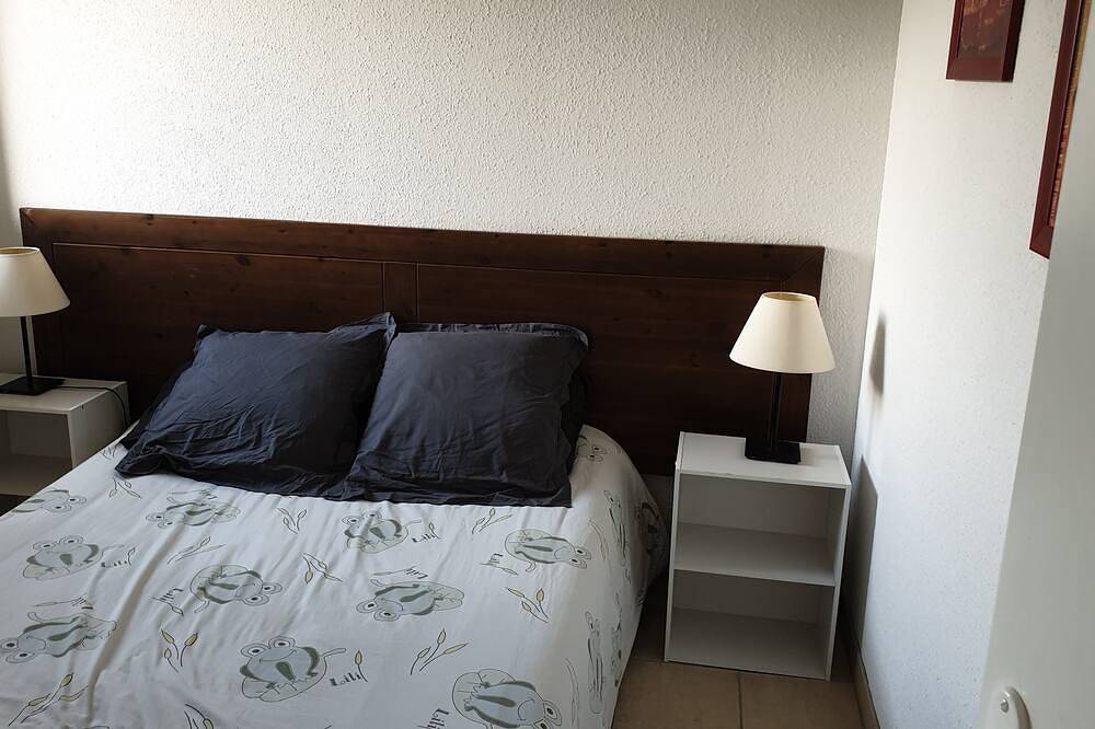Appartement entier, Résidence Claire Rive. Appartement avec piscine à 25km de Cahors in Prayssac, Quercy
