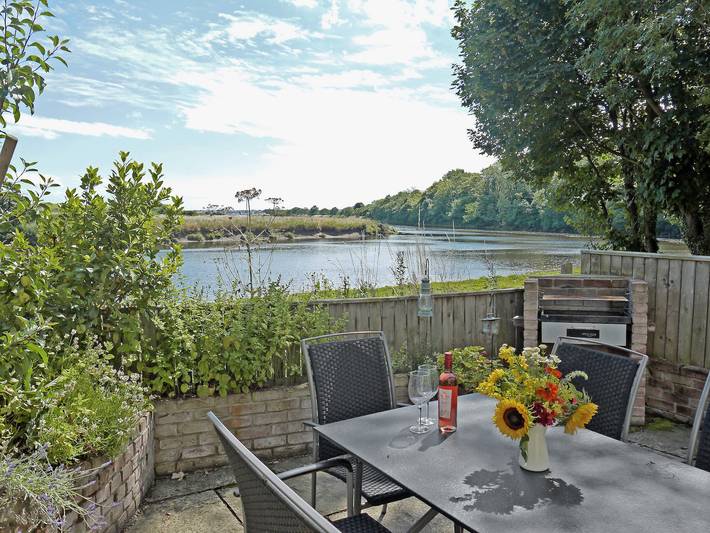 Log cabin for 6 people, with garden in North East England